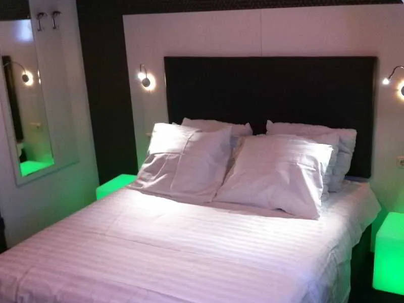 אמסטרדם Hotel Vossius Vondelpark 3*,